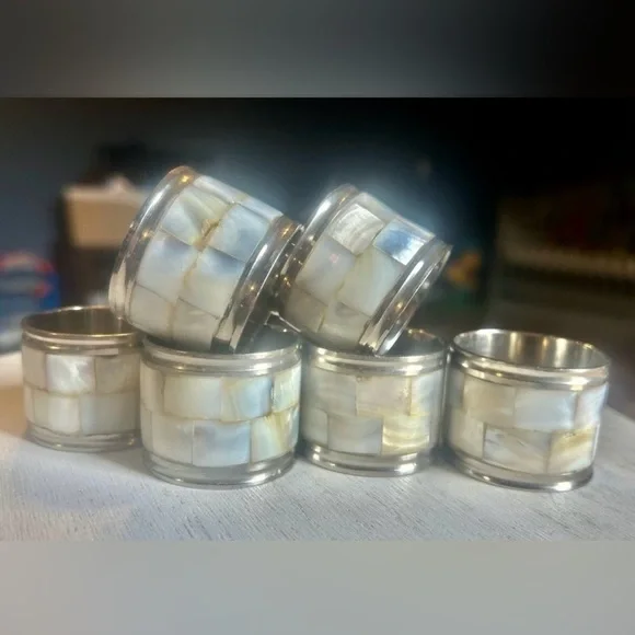 Vintage Mother of Pearl and Silver Tone Napkin Ring Holders Set of 6 - Picture 5 of 5